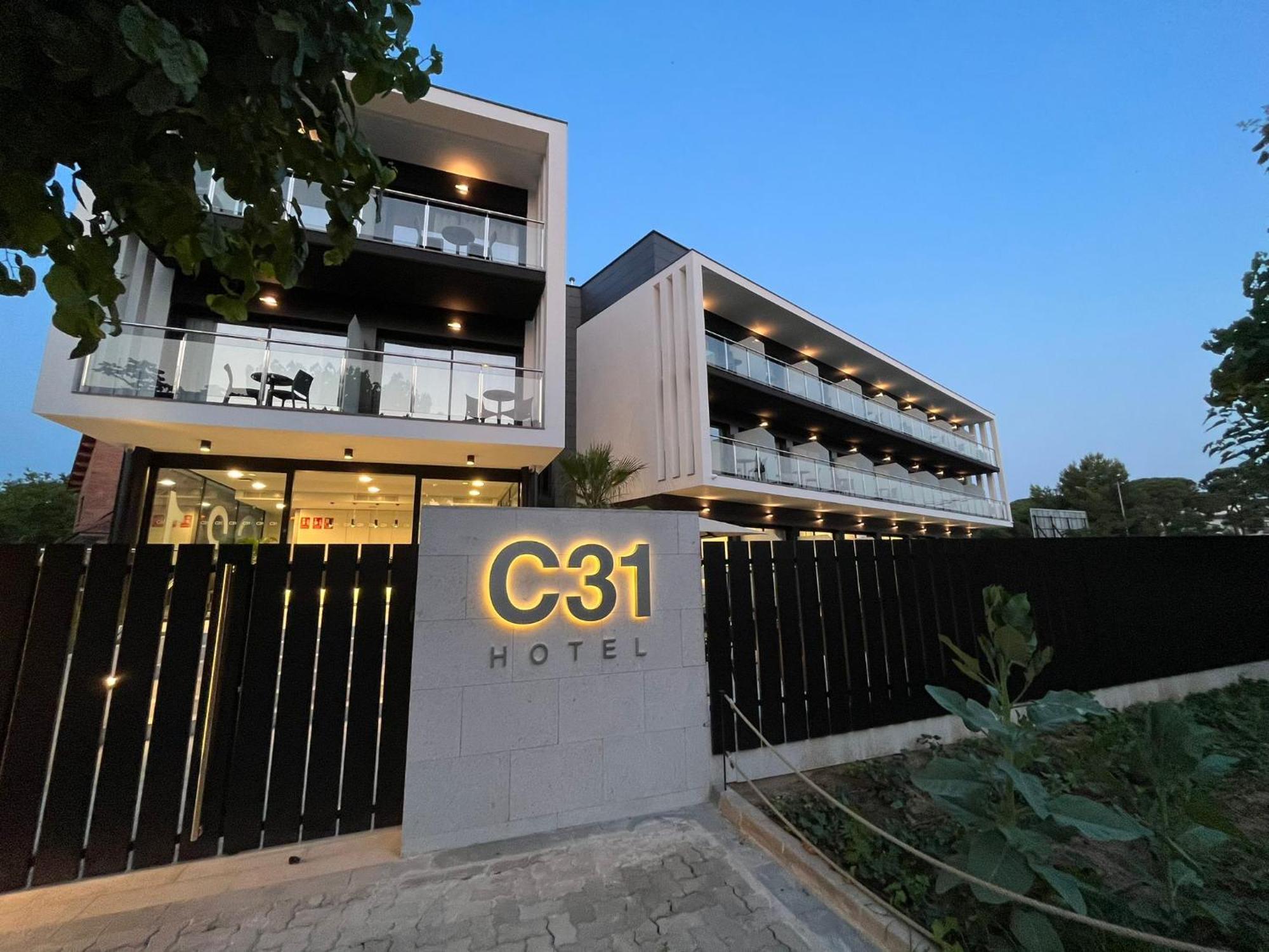 Hotel C31 كاستيلديفيلس المظهر الخارجي الصورة