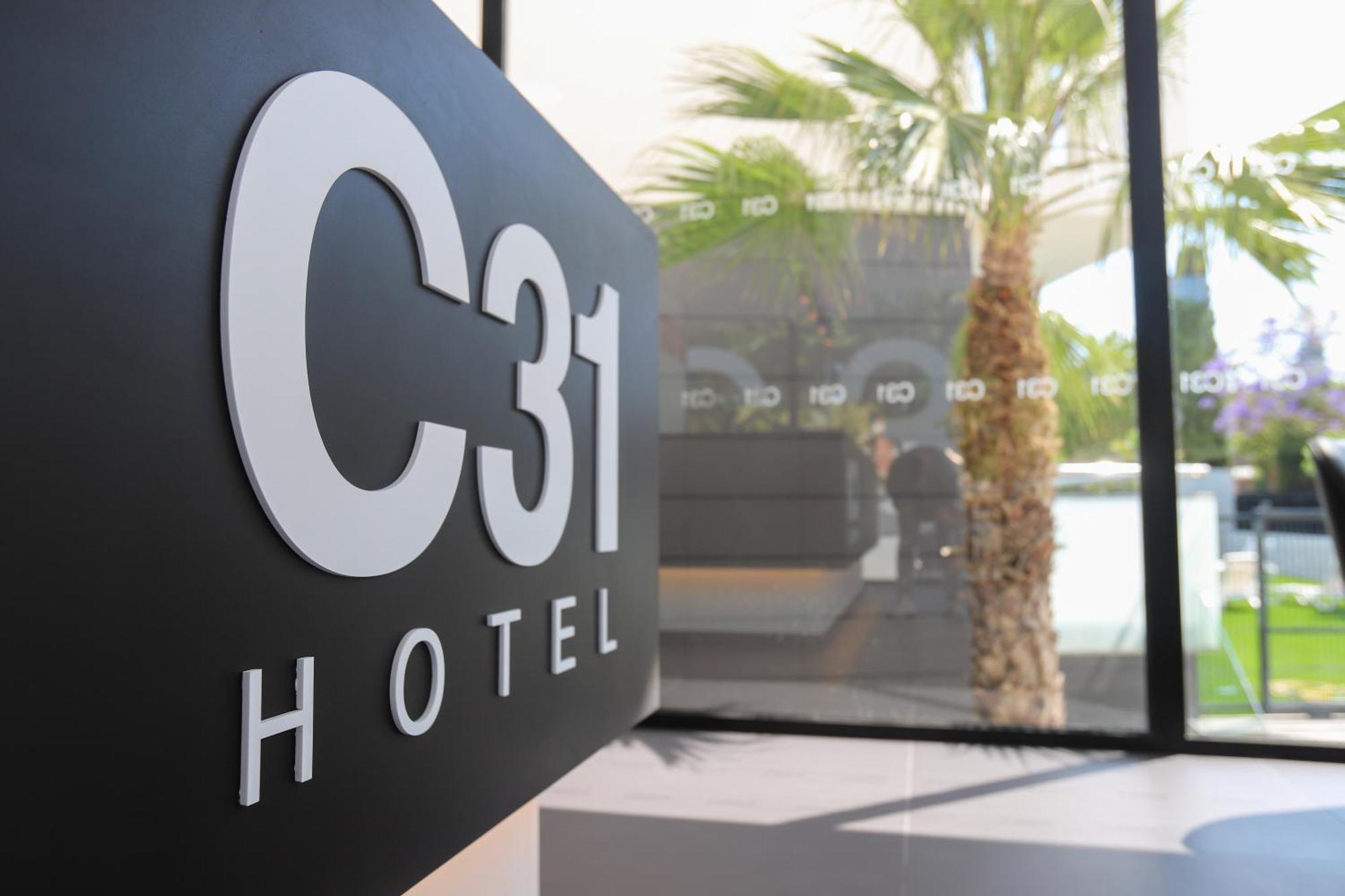 Hotel C31 كاستيلديفيلس المظهر الخارجي الصورة